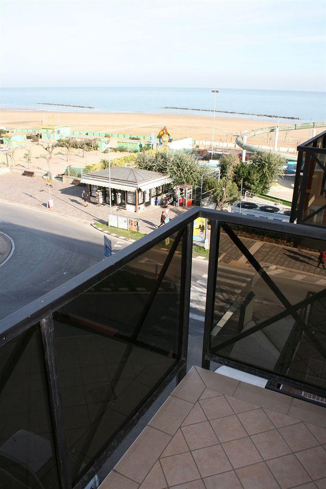 Residenza Sol Holiday Rimini Buitenkant foto