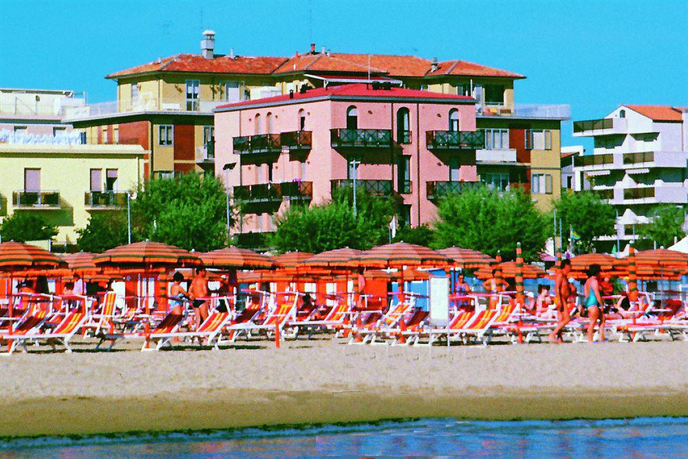 Residenza Sol Holiday Rimini Buitenkant foto