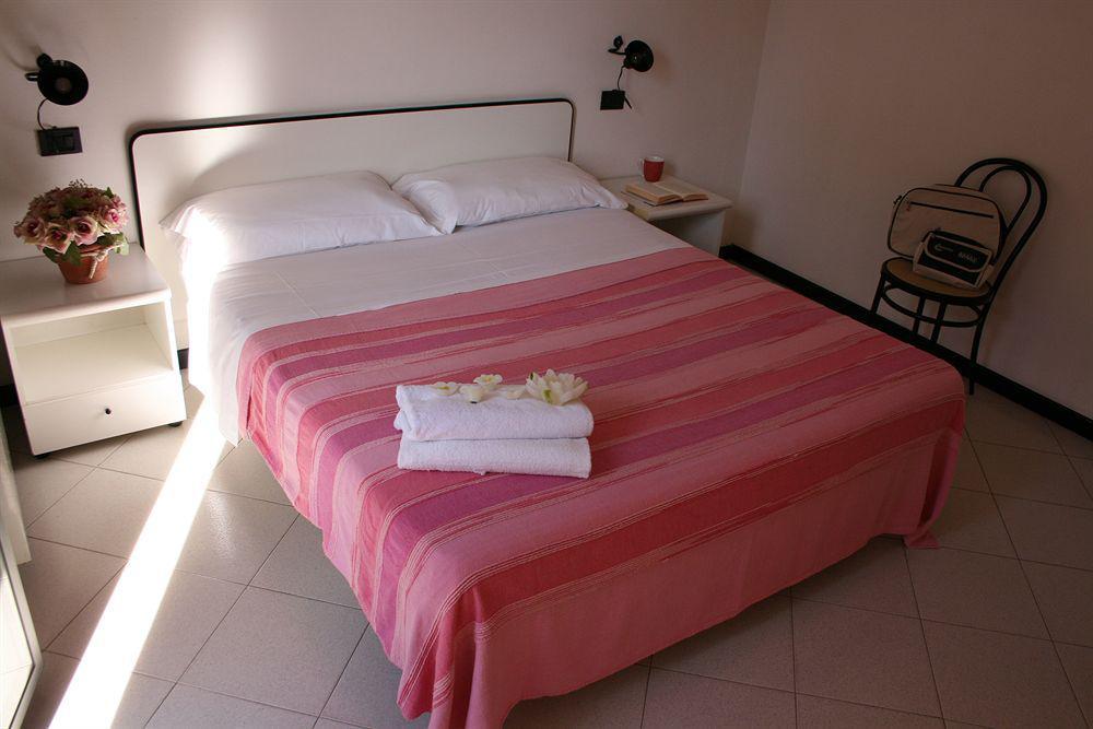 Residenza Sol Holiday Rimini Buitenkant foto